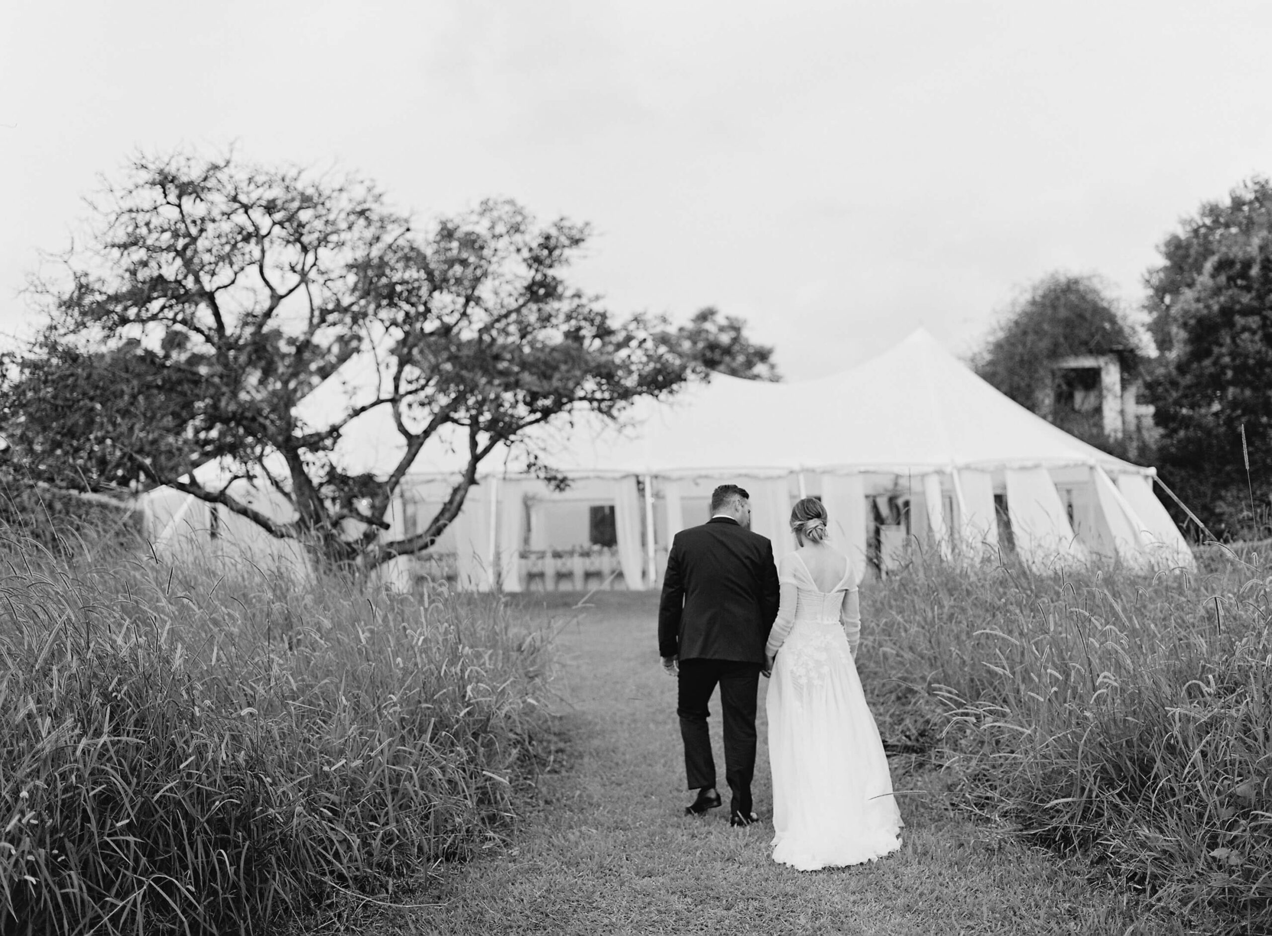 Romantic Byron Bay Wedding at Deux Belettes