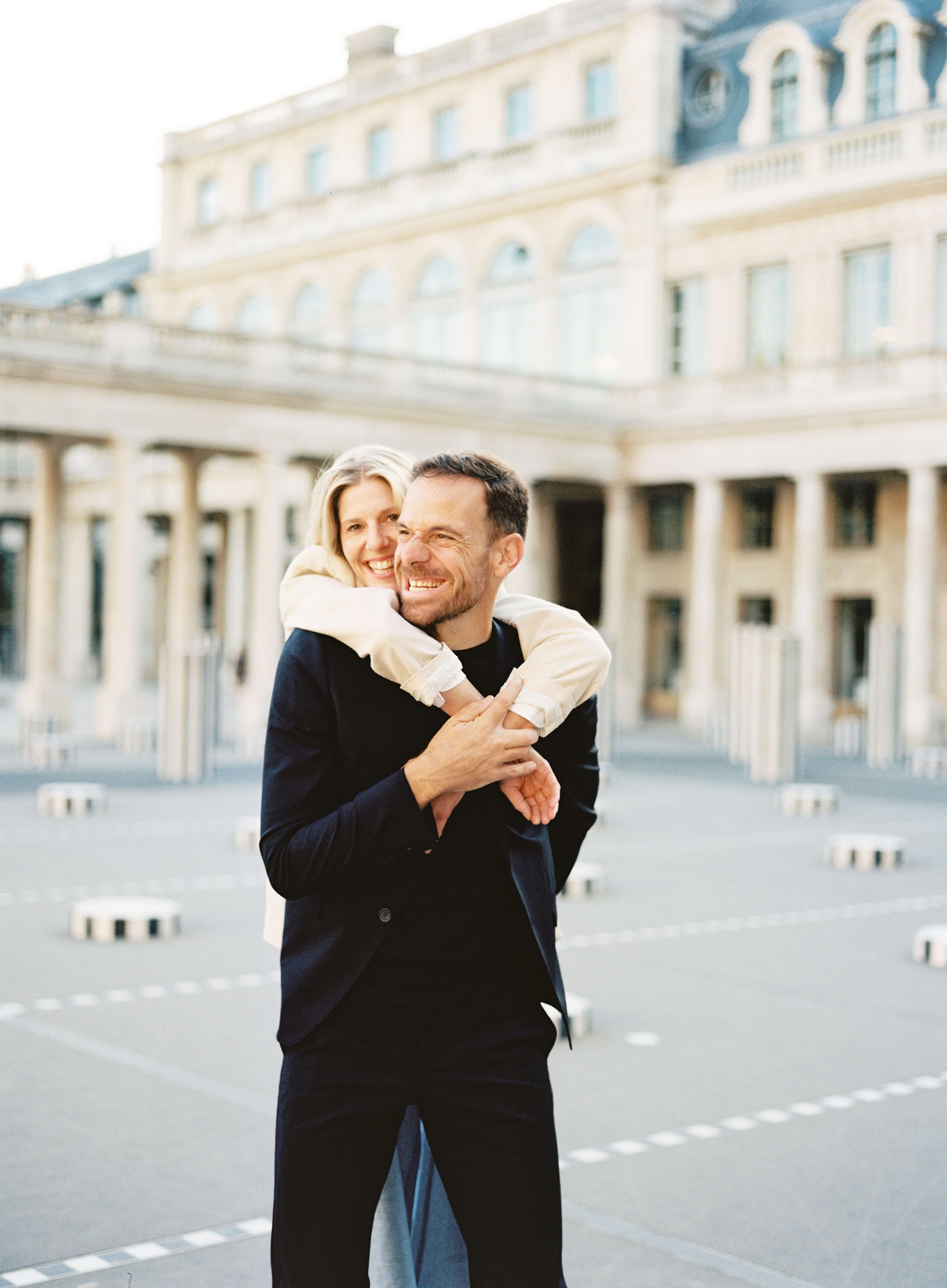 Chic Engagement Session in Paris