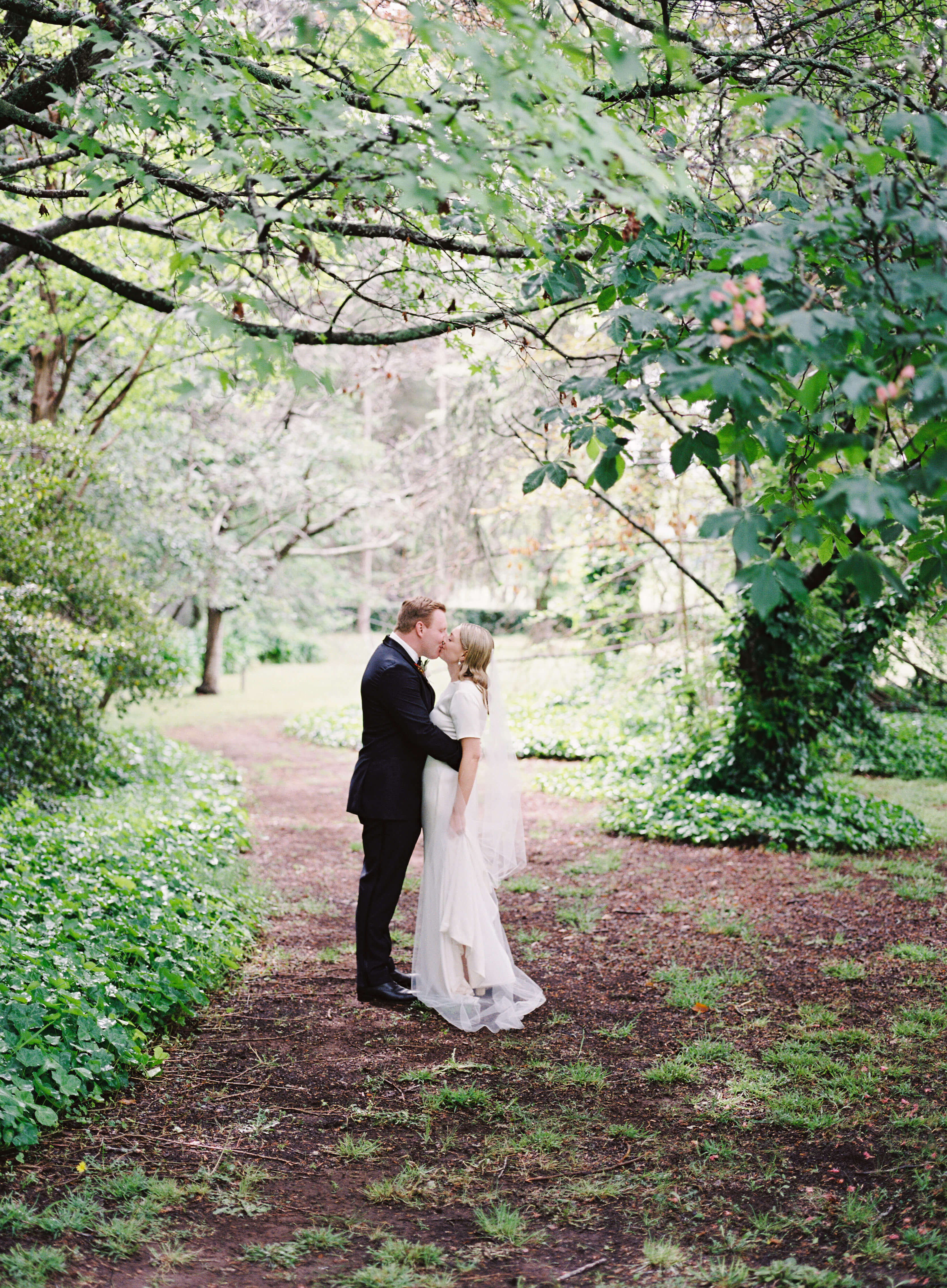 Rainy garden wedding